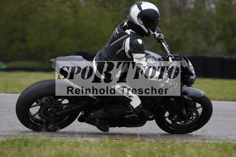 /Archiv-2024/13 22.04.2024 Plüss Moto Sport ADR/Einsteiger/93